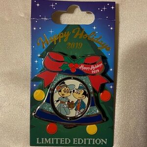 Disney Riviera Resort LE Holiday Pin 2019